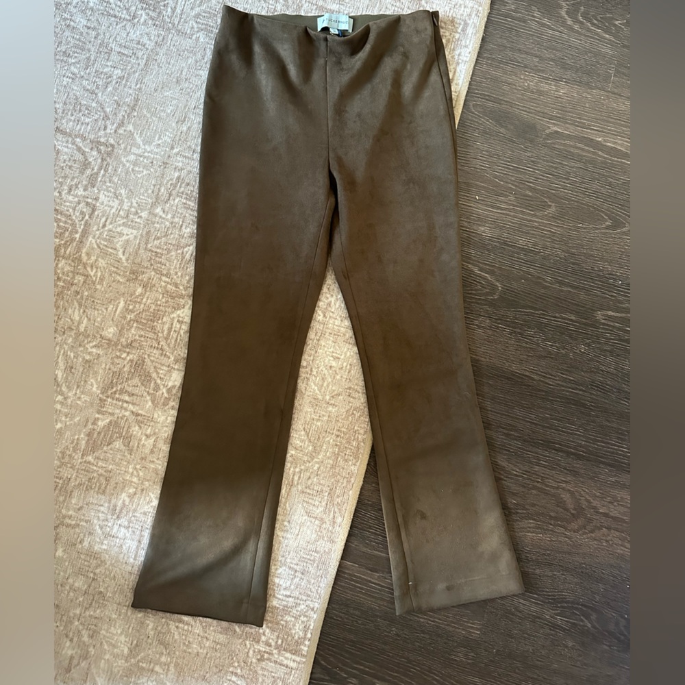 New with tags Suede Tuckernuck pants